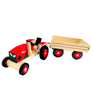 Dřevěný traktor ZETOR 
