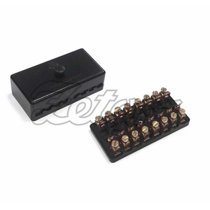 Pojistková skříňka 8P (URI)